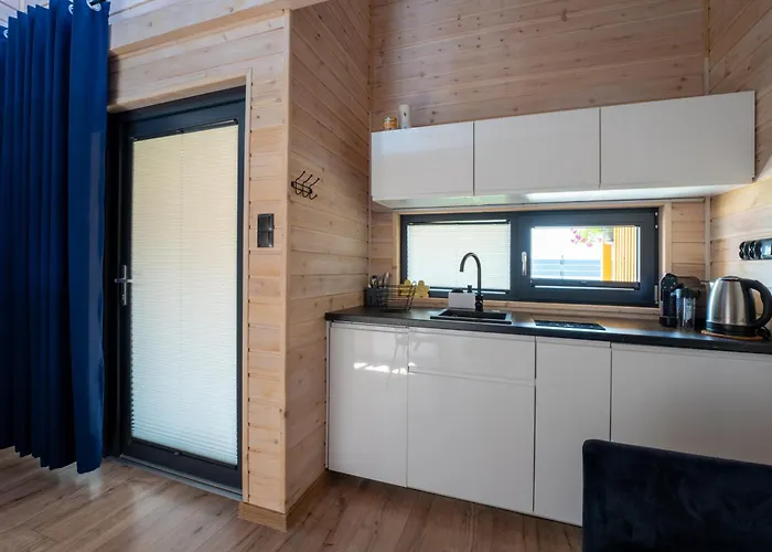 Riwiera-sarbinowo 펜션 *