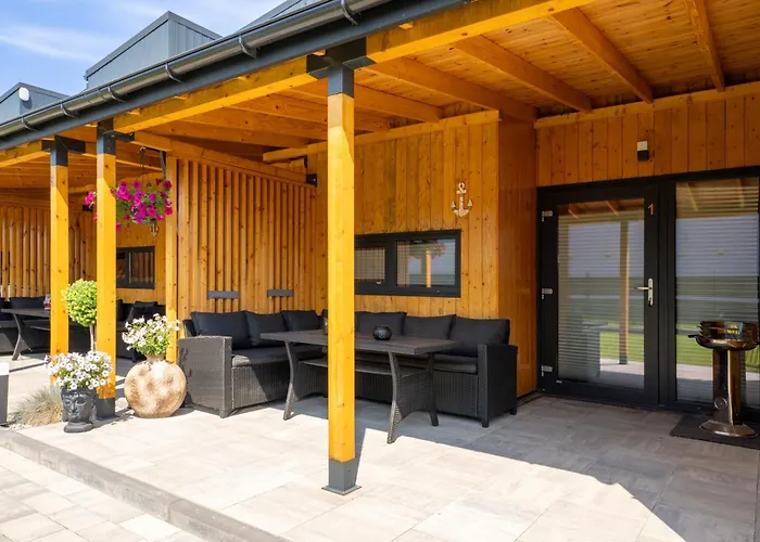 Riwiera-sarbinowo 펜션 *